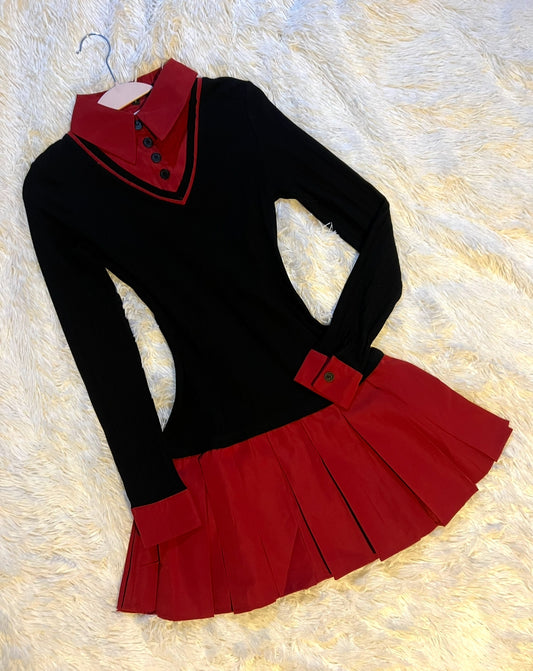 Dolita’s Dress: long-sleeved cranberry